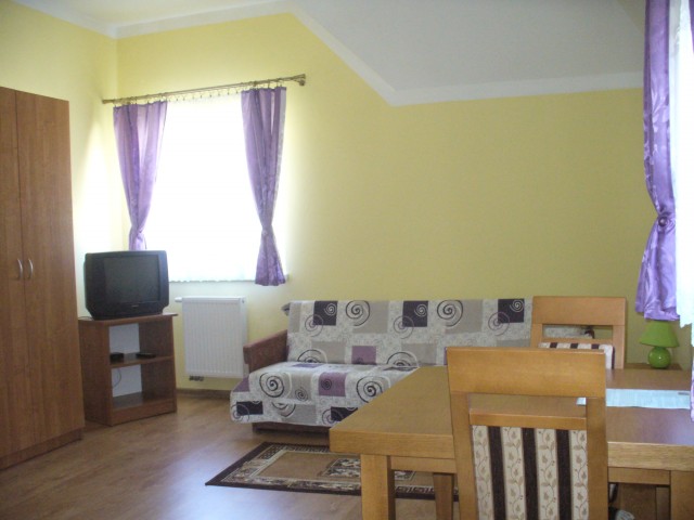1107395406.jpg