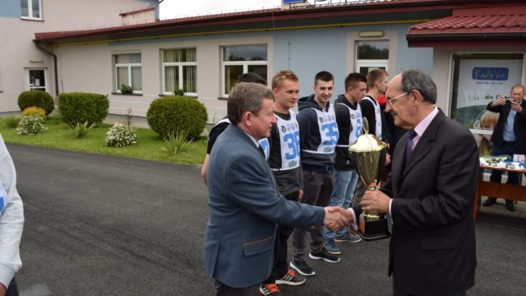Uczniowie Zespołu Szkół w Iwoniczu ponownie mistrzami województwa podkarpackiego!!!