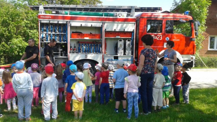 STRAŻACY W NASZYM PRZEDSZKOLU
