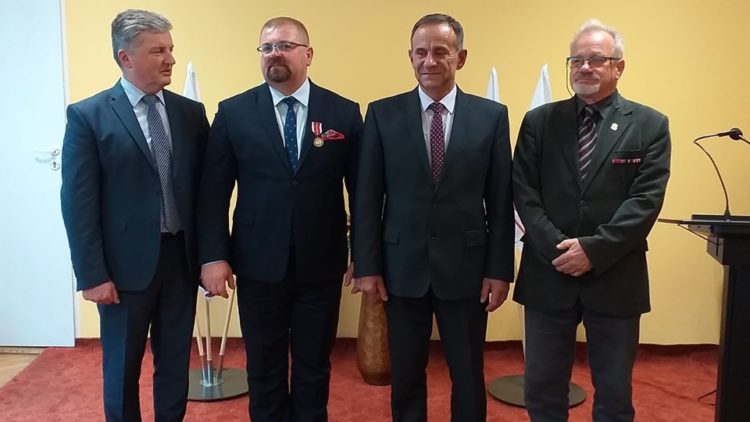 Medal KEN dla Burmistrza Gminy