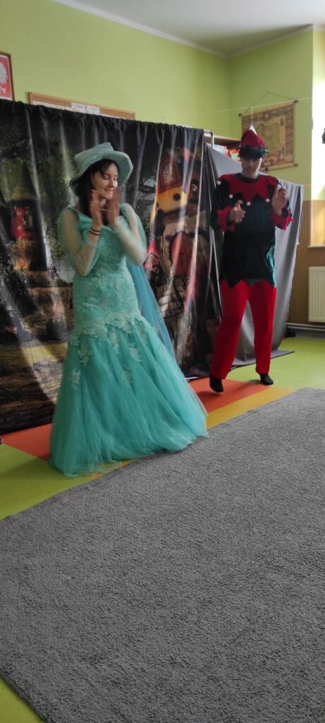 318304090_1874088199428277_1368771946691083838_n