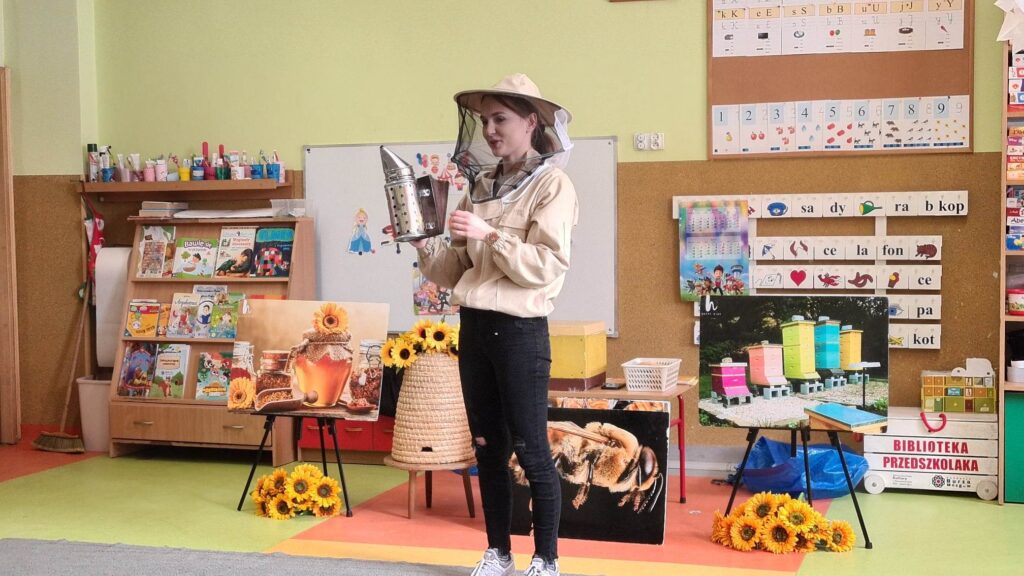 331768957_875615937029247_7263783151705911533_n