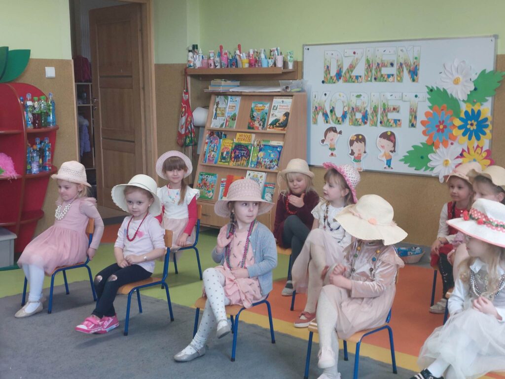 332693294_718480773319476_2452182739727680038_n1