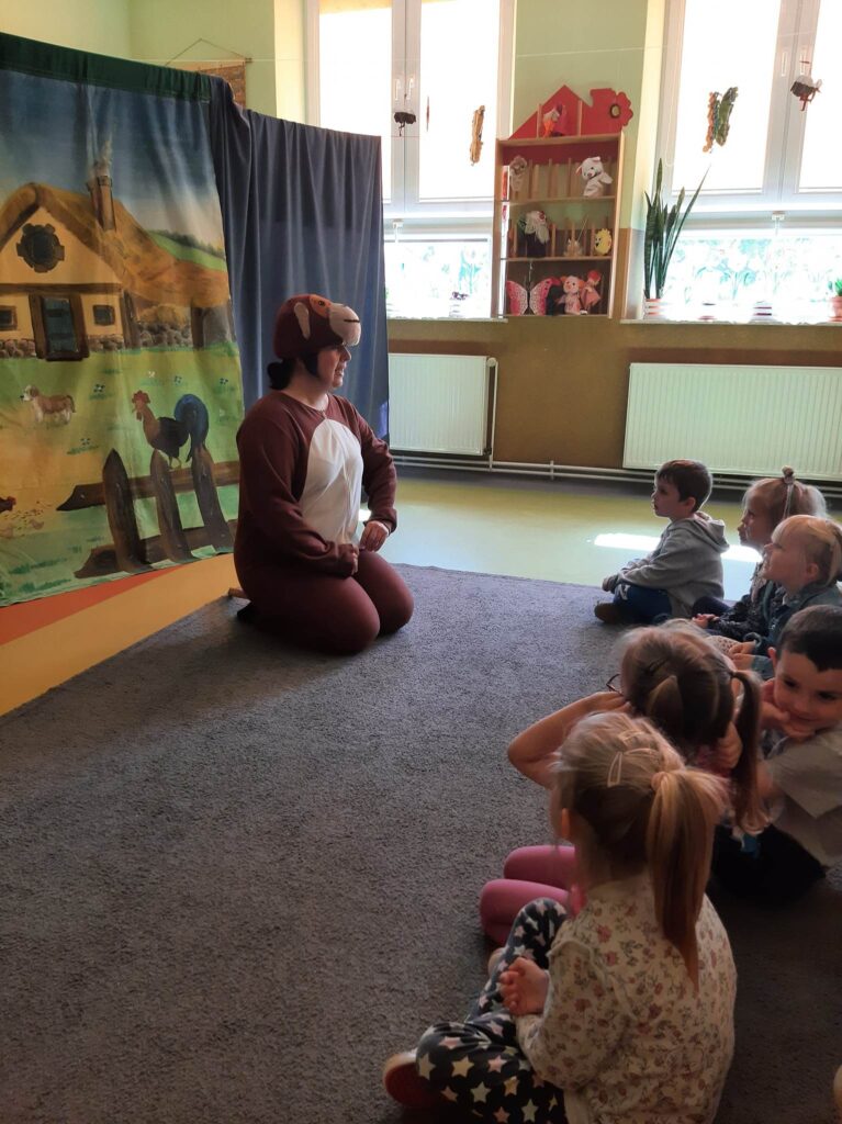 352780745_1183807439684662_255601284578596047_n