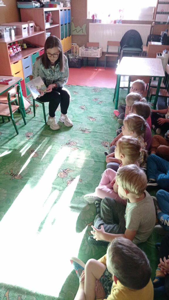 379629090_1058143338527158_7688281784281363959_n