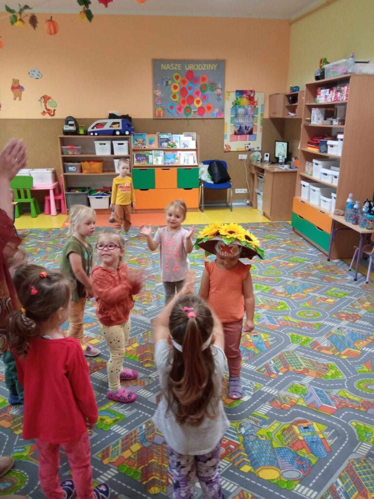 384037477_1357022158234320_2509661404835556989_n-1