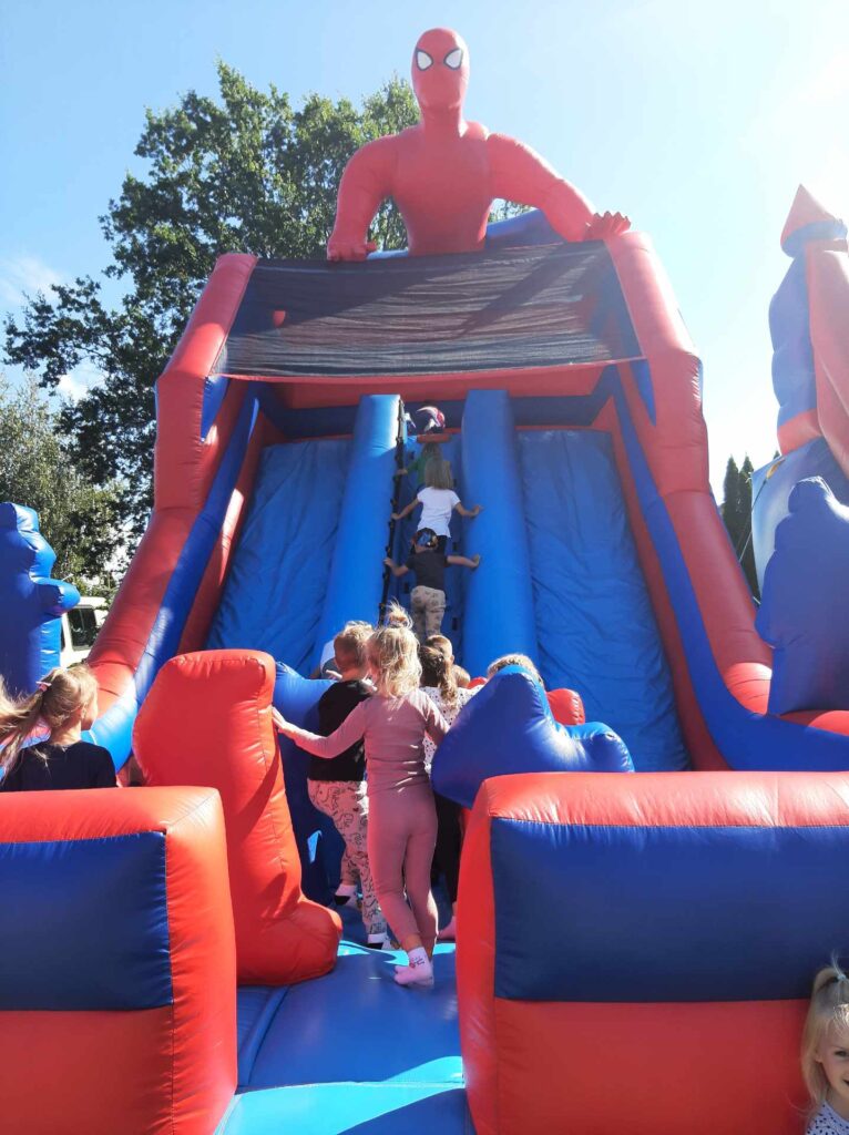 384057648_736811301705284_1746233415971162276_n