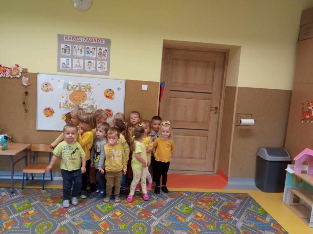 387507920_877880583766452_6051659611624042804_n