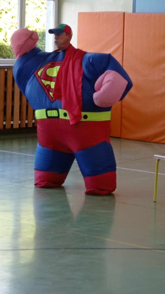 387561736_909294400616007_5543291151490869046_n