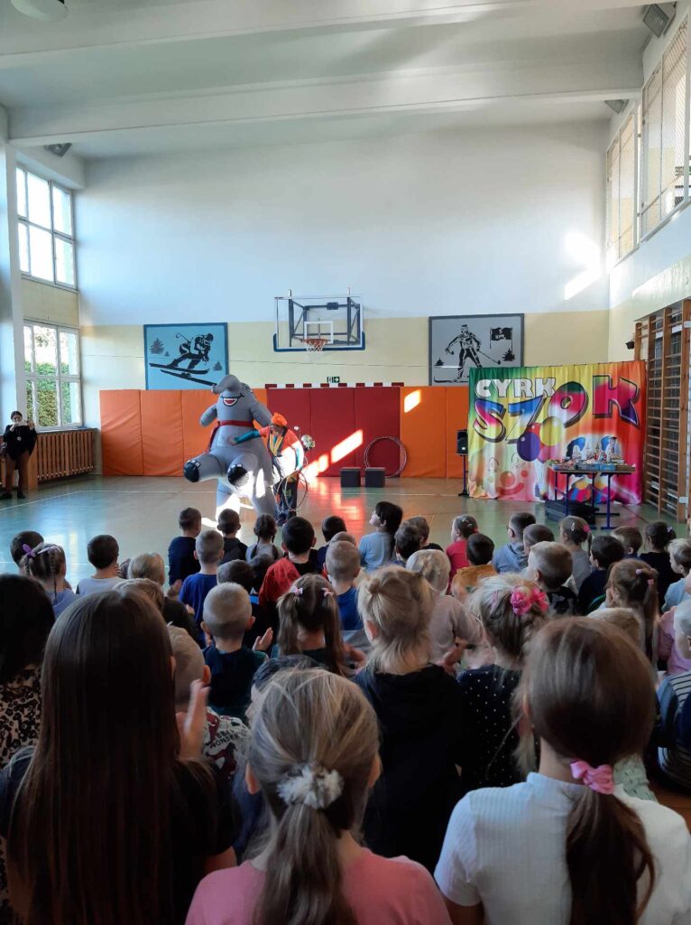 393993331_338387732183822_3735383404937893797_n