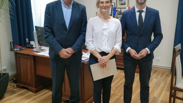 Sześcioro nauczycieli z awansem na stopień nauczyciela mianowanego