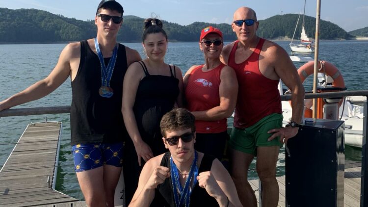 8 medali z III Ogólnopolskich Regat Kajakowych w Polańczyku, dla zawodników Klubu Sportowego GRYF w Iwoniczu-Zdroju