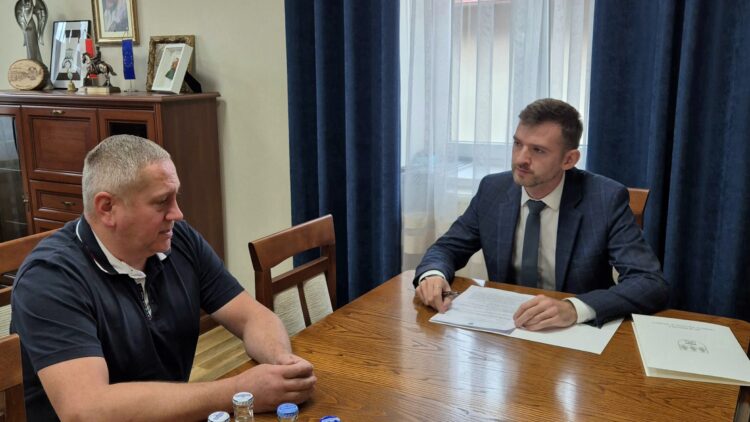 Budowa oświetlenia ulicznego w oparciu o latarnie oświetleniowe fotowoltaiczne na terenie Gminy Iwonicz-Zdrój w miejscowościach Iwonicz, Lubatowa i Lubatówka
