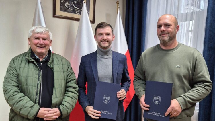 Podpisanie umowy na remont „Pamiątki – Jazu” w Iwoniczu-Zdroju