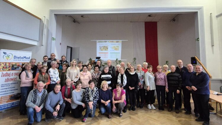 Wczoraj, 28 listopada, w Gminie Iwonicz-Zdrój odbyło się wyjątkowe spotkanie z naszymi seniorami, podczas którego zgłębiali tajniki zdrowego odżywiania!