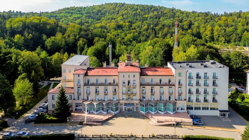 473232685_886634443632222_1302832743385691803_n