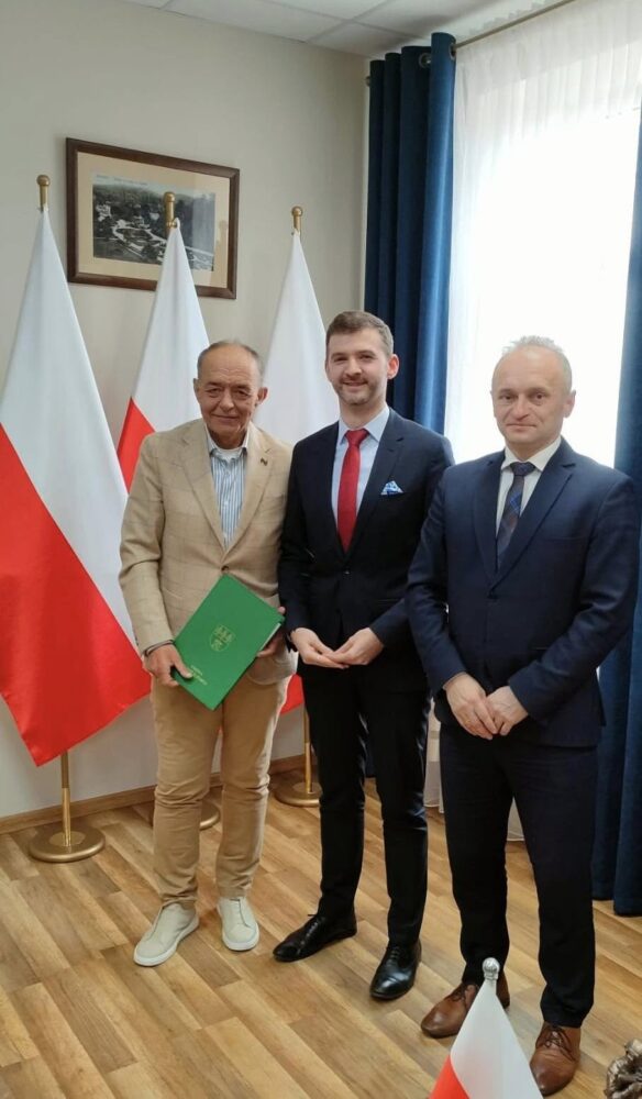 480349157_914153570880309_7846433783090481730_n