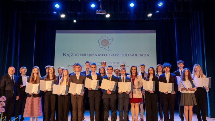 Stypendium dla wyjątkowej uczennicy!