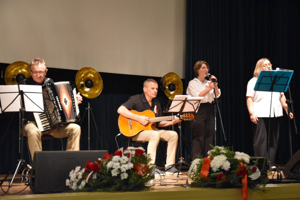 550056067_1072771955018469_4326534806023189698_n