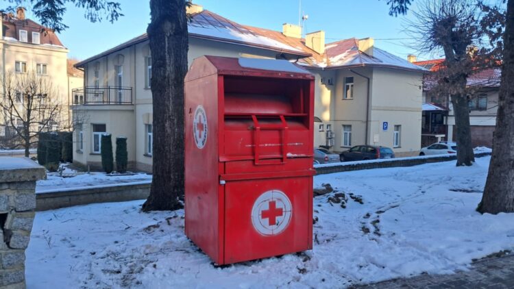 Daj ubraniom drugie życie – pomóż razem z nami!