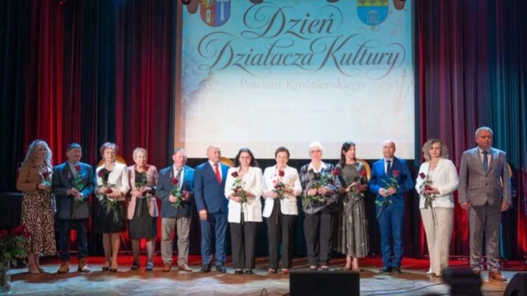 Ludzie kultury – strażnicy pamięci, tradycji i wspólnoty.